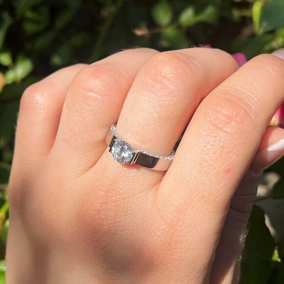 New! “Amelie” Silver Crystal Studded Ring - Picture 5 of 5